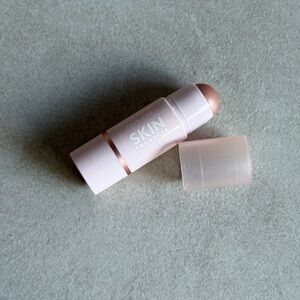 Covergirl Trublend Skin Enhancer Rose Beam Highlighter Stick